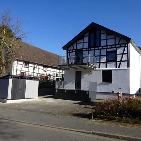 Exklusive, Kernsanierte Ferienwohnung Am Rursee Simmerath Extérieur photo